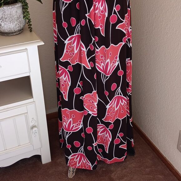 B. Smart Maxi Dress. Op Art. Tropical. Y2K - Picture 3 of 10